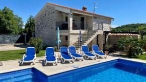 Villa Lenny